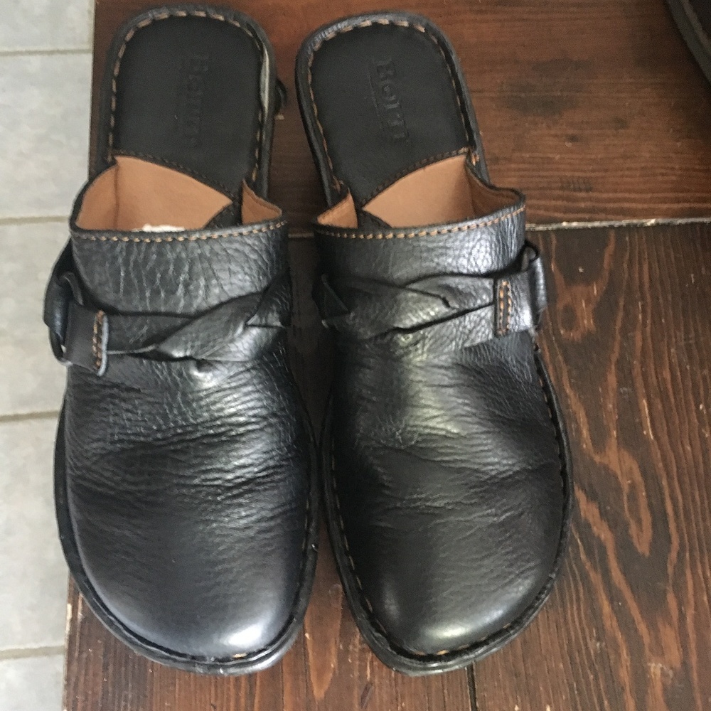 Born Brayden II Black Leather Mule/Clog Size 8 M